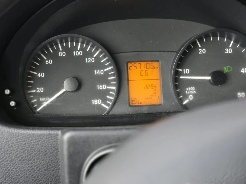 Mercedes-Benz Sprinter 313, снимка 9 - Бусове и автобуси - 52657332