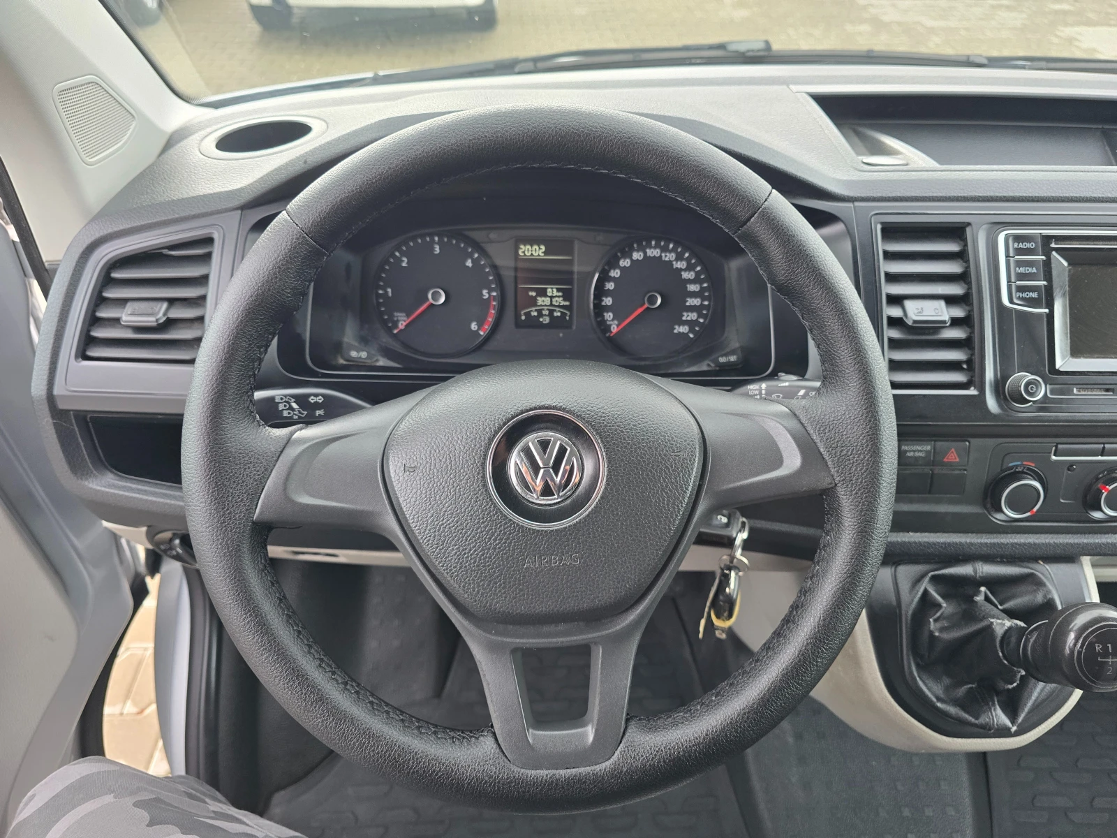 VW Transporter 2.0TDI, 150�.�., 6��., ���� ������! | Mobile.bg � ����������� 13