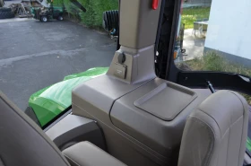 Трактор John Deere 8R410 E23, снимка 13