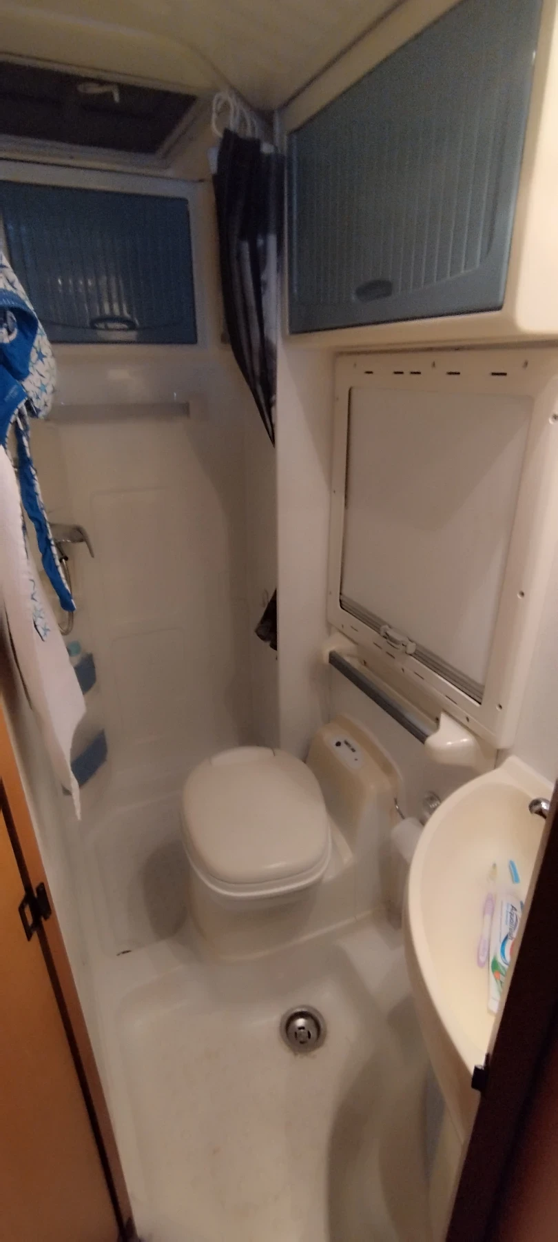 Кемпер Challenger 2.8 JTD - изображение 8