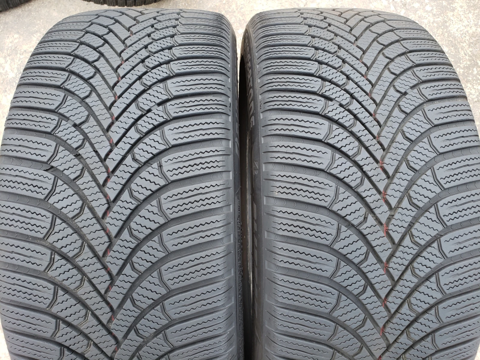 Гуми Зимни 225/45R17, снимка 2 - Гуми и джанти - 56282288