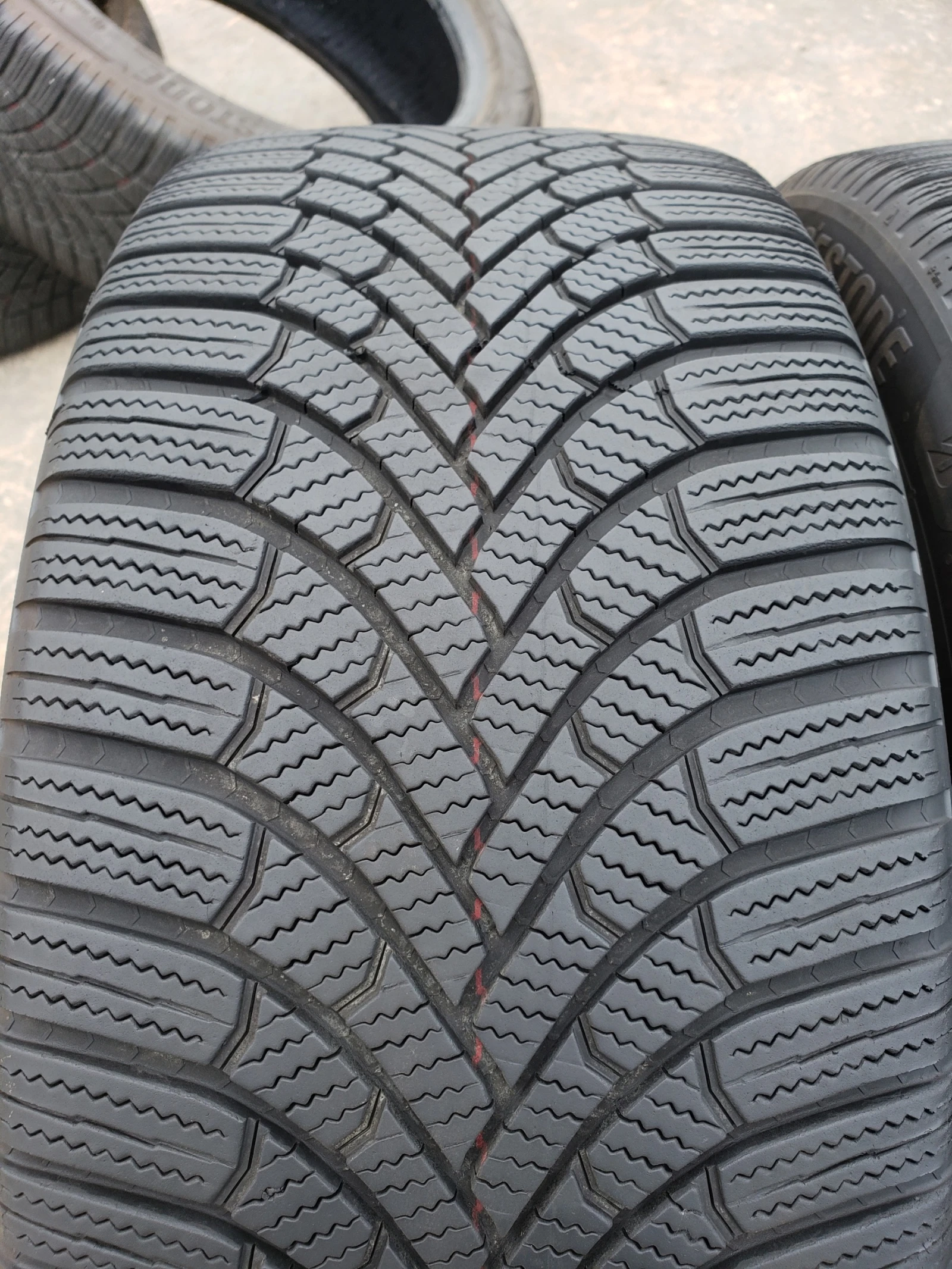 Гуми Зимни 225/45R17