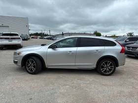 Volvo V60 Cross Country * T5 * CARFAX * БЕЗ ПЪРВОНАЧАЛНА ВНОСКА, снимка 2