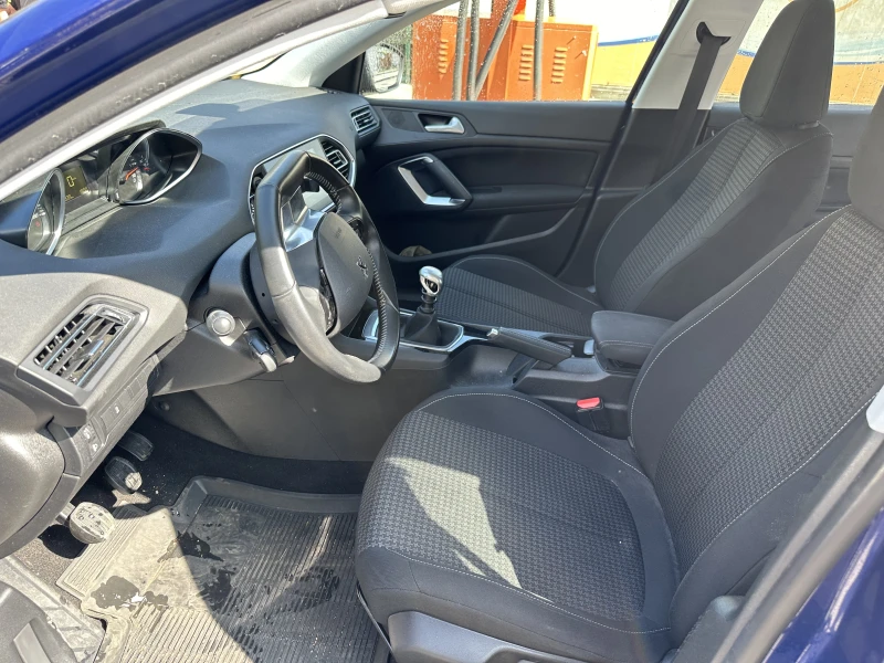 Peugeot 308, снимка 8 - Автомобили и джипове - 47246192