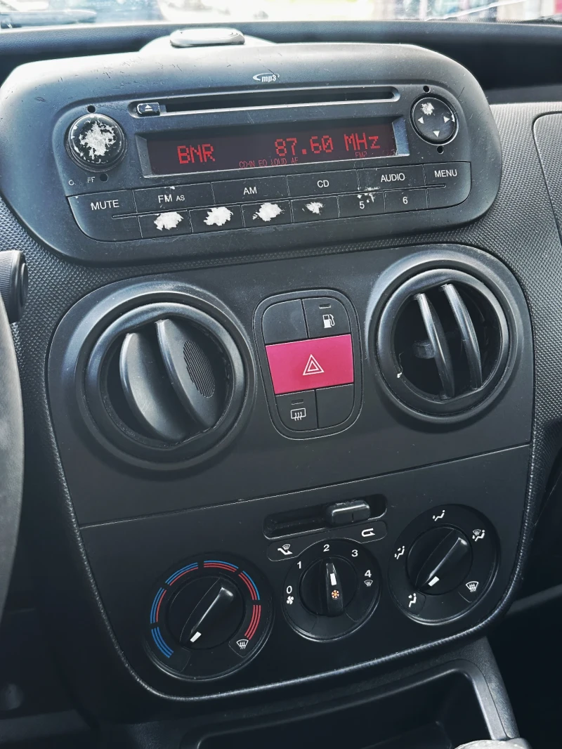 Fiat Qubo 1.4i/ МЕТАН/ КЛИМА, снимка 8 - Автомобили и джипове - 51890841