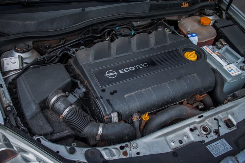 Opel Astra Twin Top / Cabrio, снимка 7 - Автомобили и джипове - 51940151