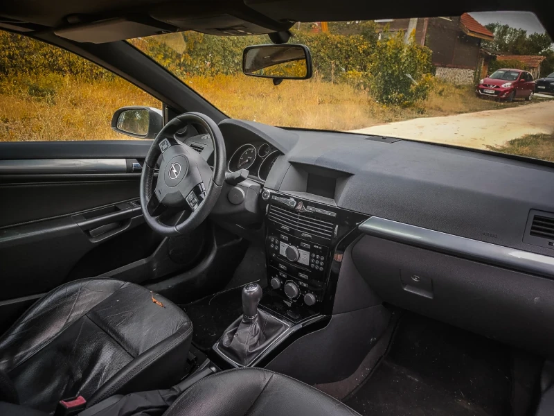 Opel Astra Twin Top / Cabrio, снимка 10 - Автомобили и джипове - 51940151