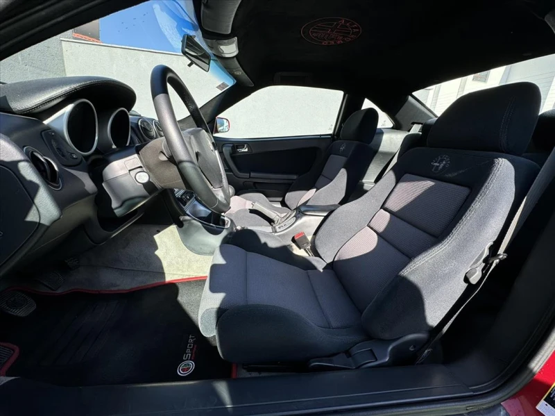 Alfa Romeo Gtv 1.8 TWIN SPARK, снимка 9 - Автомобили и джипове - 51943027
