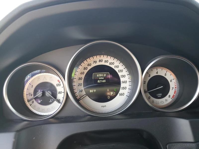 Mercedes-Benz E 400 AMG-PKG* KEYLESS* ОБДУХ* BLIND SPOT* , снимка 9 - Автомобили и джипове - 52415964