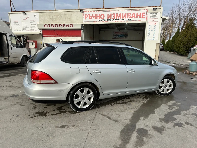 VW Golf, снимка 4 - Автомобили и джипове - 52954456