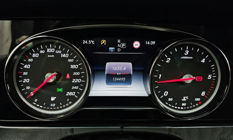 Mercedes-Benz E 220 E-Class W213 E220D Avantgarde , снимка 7 - Автомобили и джипове - 53007815