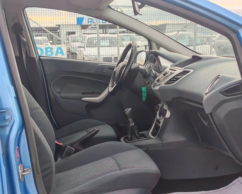 Ford Fiesta 1.4 БЕНЗИН 97 К.С. ГАЗ УНИКАТ!, снимка 10 - Автомобили и джипове - 53037345