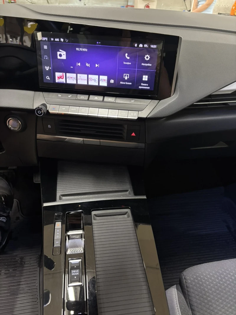 Opel Astra 1.2 turbo, снимка 4 - Автомобили и джипове - 53420827