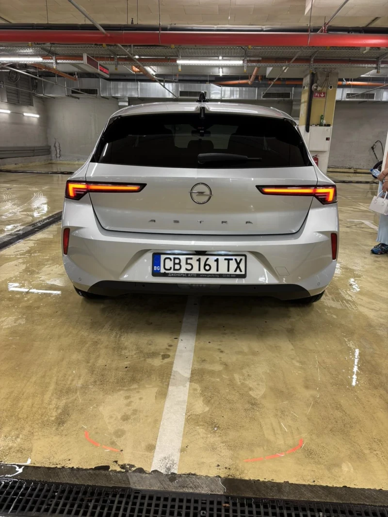 Opel Astra 1.2 turbo, снимка 8 - Автомобили и джипове - 53420827