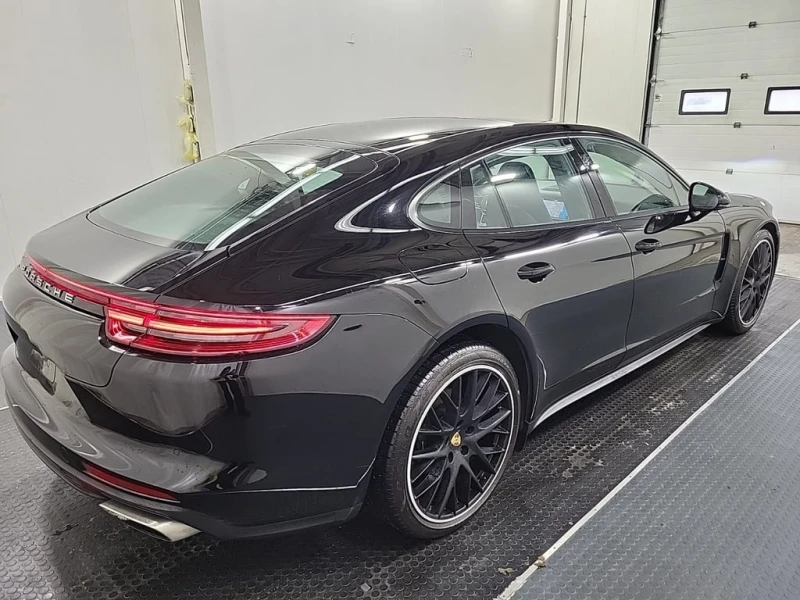 Porsche Panamera Base / 4  CARFAX, снимка 3 - Автомобили и джипове - 53443863