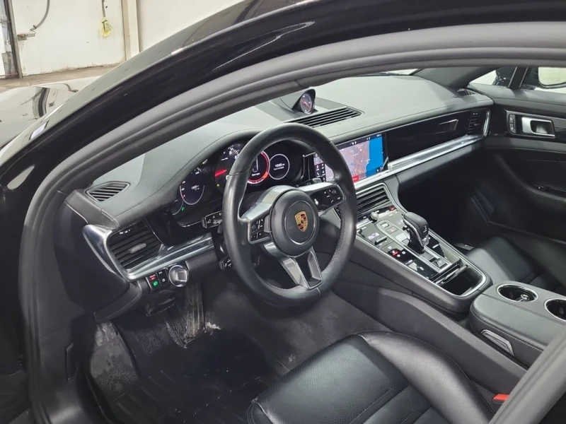 Porsche Panamera Base / 4  CARFAX, снимка 9 - Автомобили и джипове - 53443863