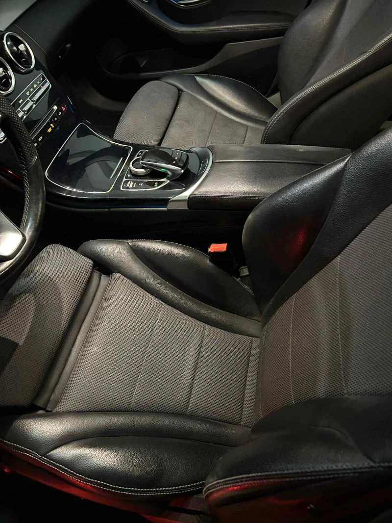 Mercedes-Benz C 220, снимка 3 - Автомобили и джипове - 53471359