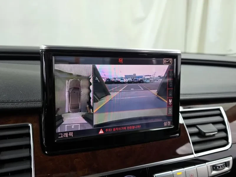 Audi A8 3.0 TFSI Quattro, снимка 16 - Автомобили и джипове - 54189082