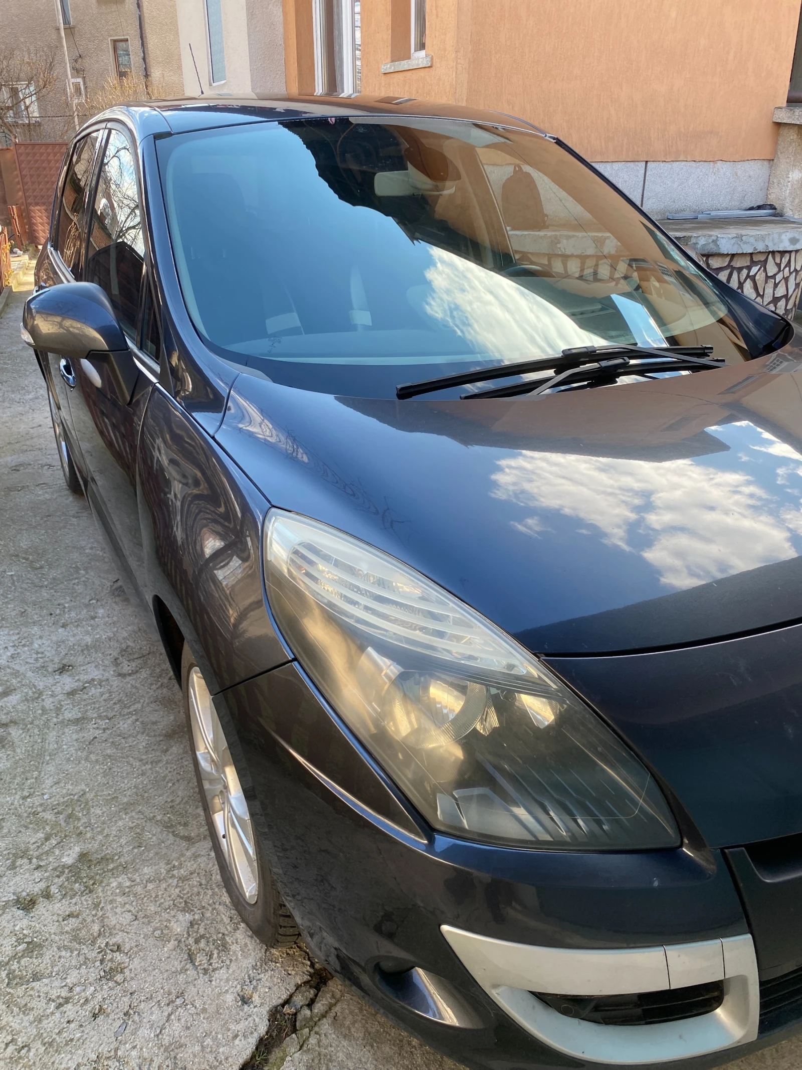 Renault Scenic 1, 5 dCi XMOD - изображение 4