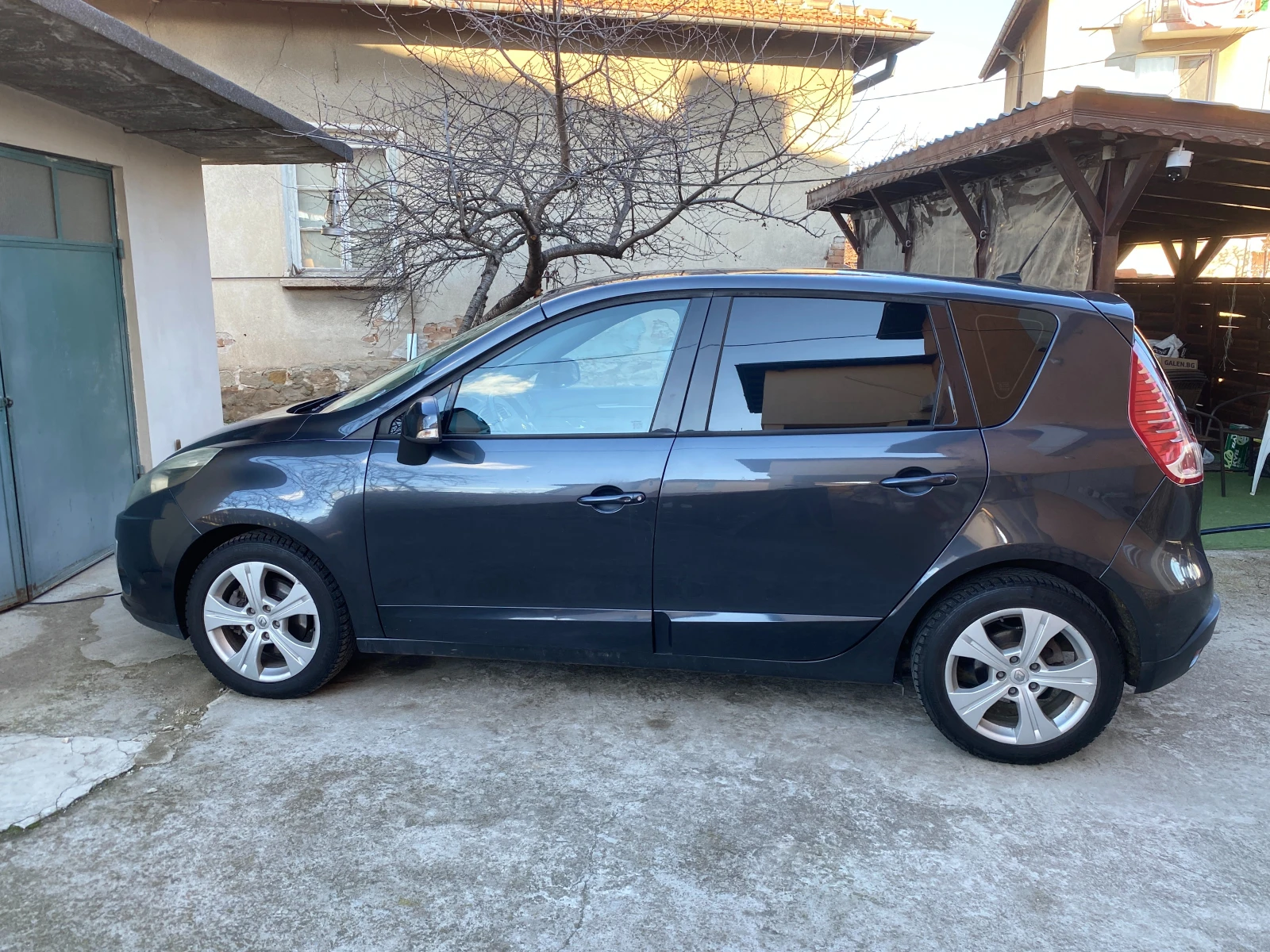 Renault Scenic 1, 5 dCi XMOD - изображение 2