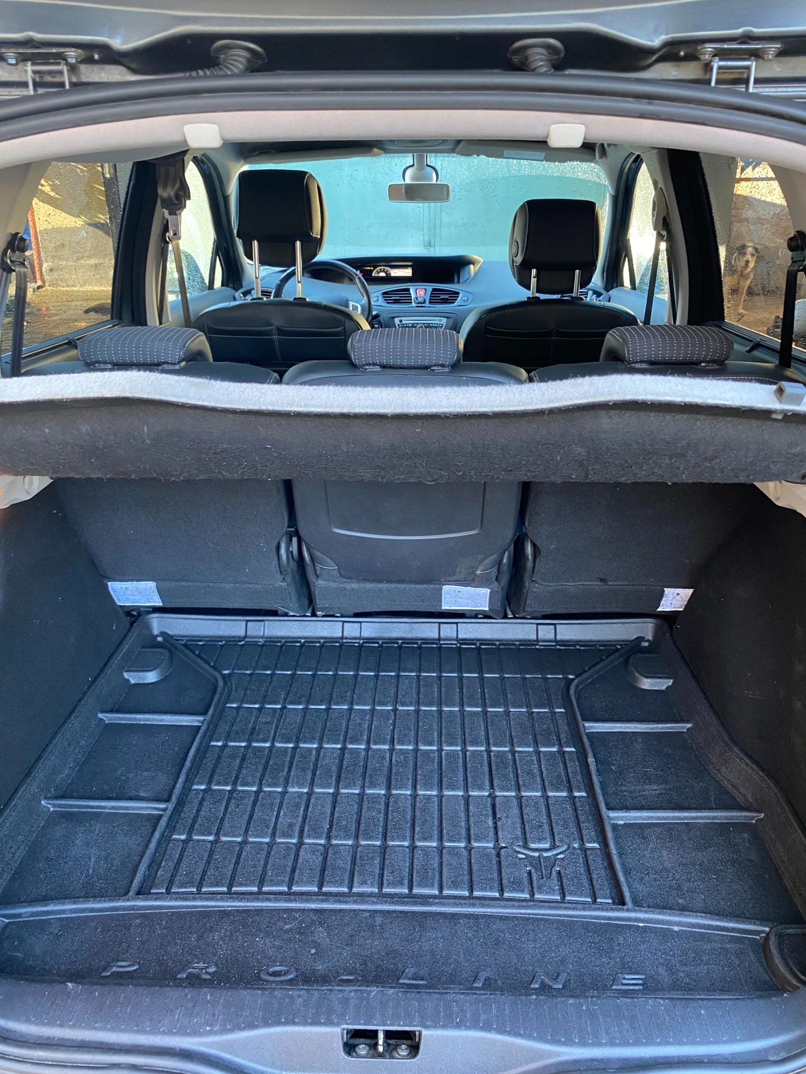 Renault Scenic 1, 5 dCi XMOD - изображение 9
