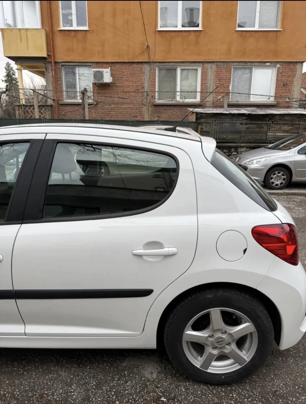 Peugeot 207 | Mobile.bg � ����������� 3