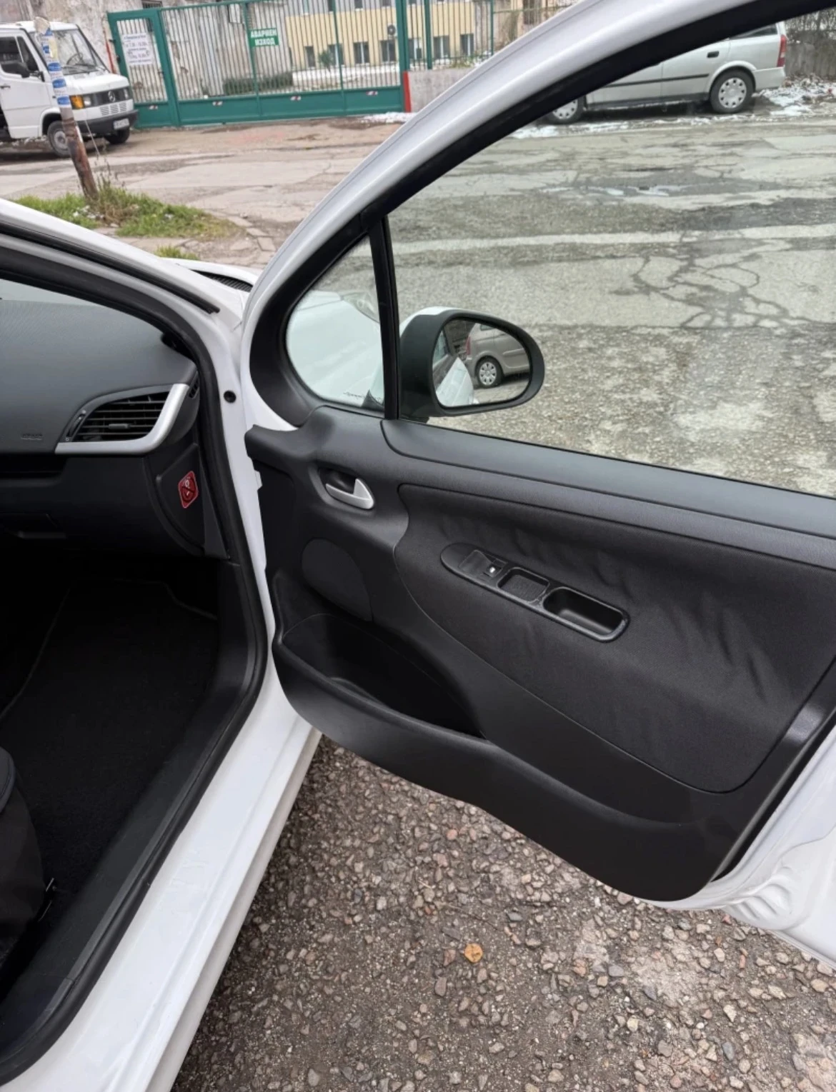 Peugeot 207 | Mobile.bg � ����������� 13