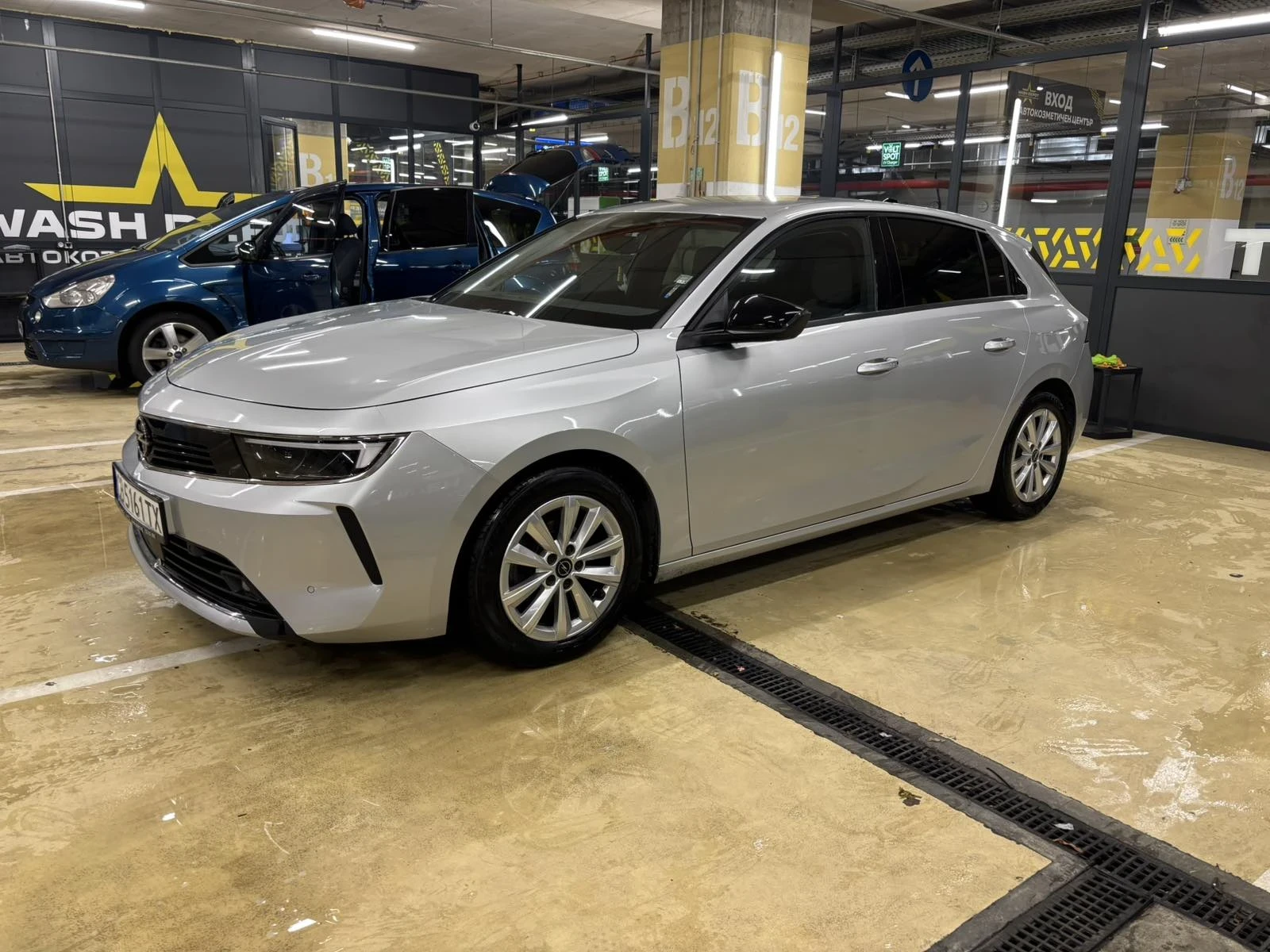 Opel Astra 1.2 turbo - изображение 3