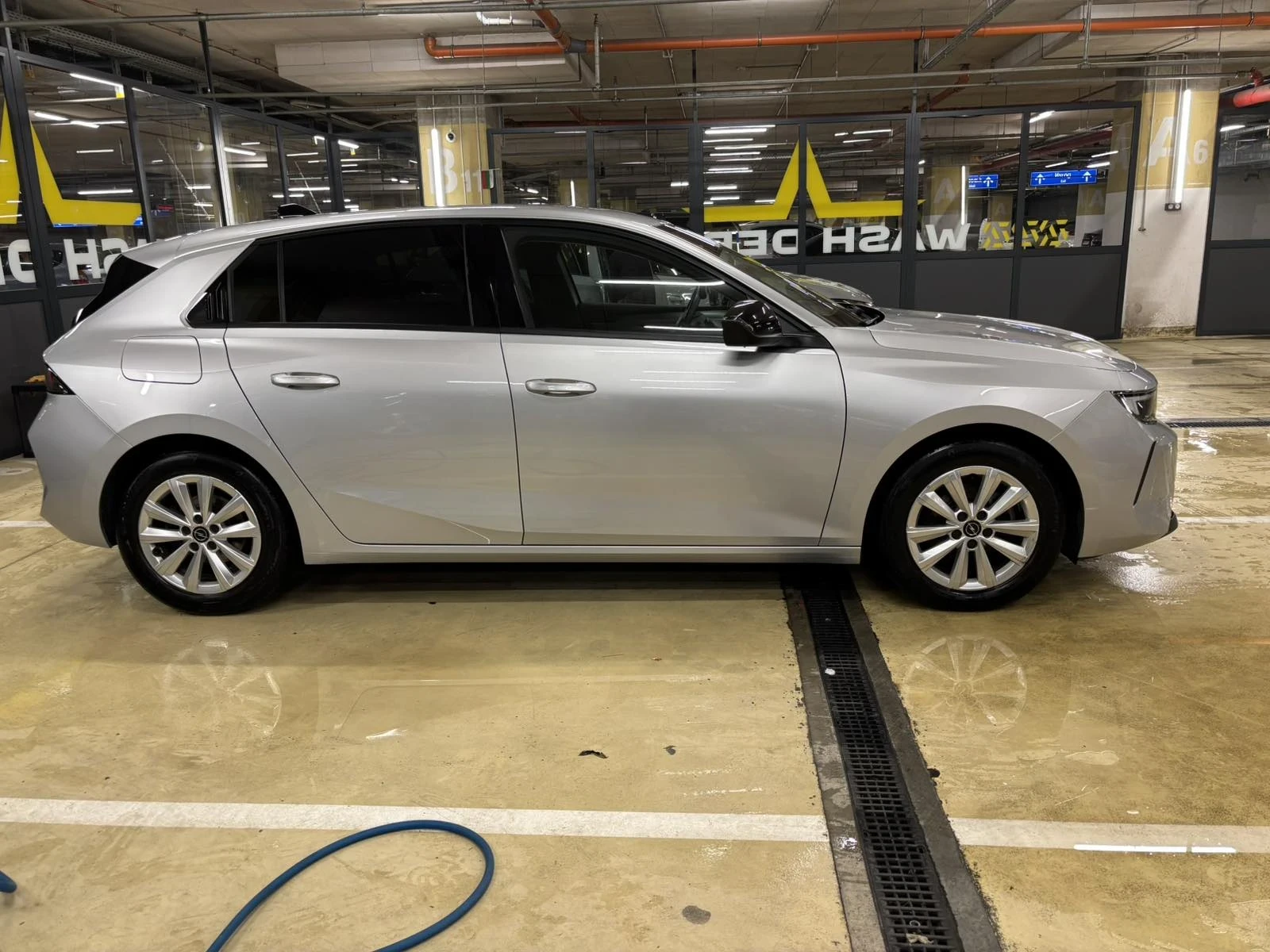 Opel Astra 1.2 turbo - изображение 6