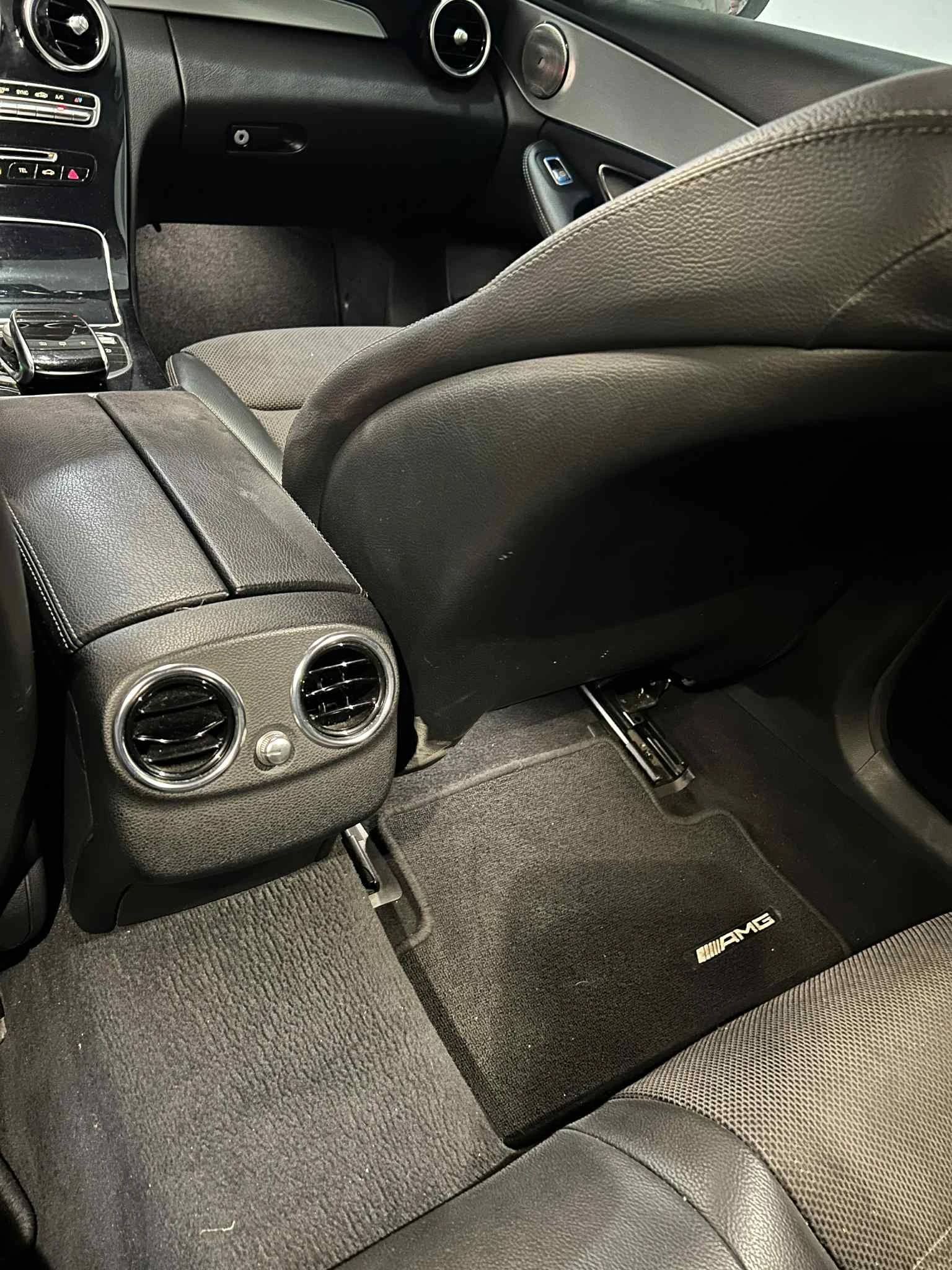 Mercedes-Benz C 220  - изображение 7