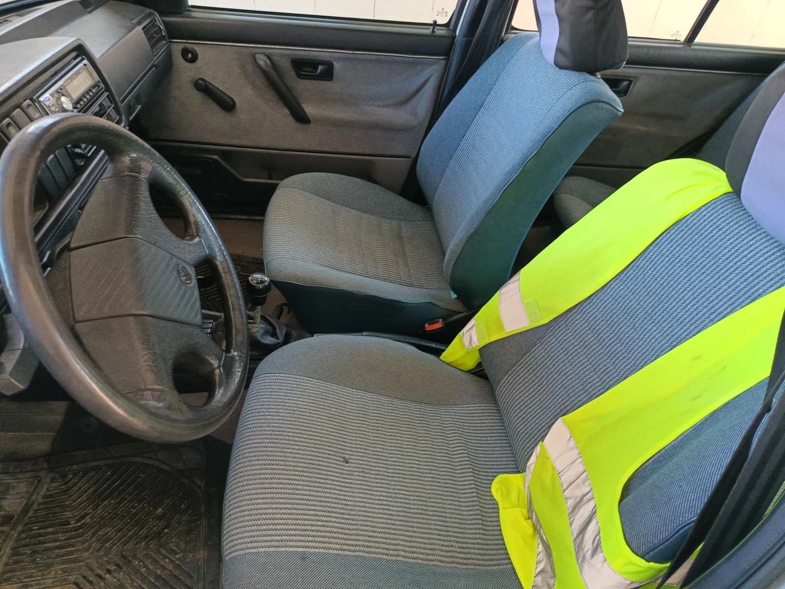 VW Golf 2 Gas, снимка 12 - Автомобили и джипове - 53695544