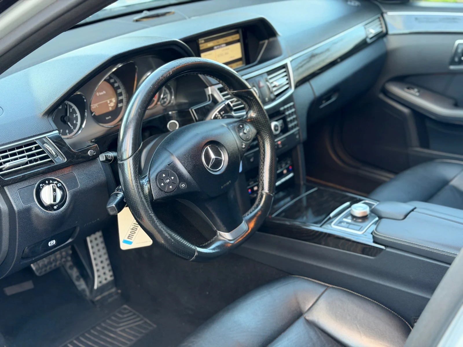 Mercedes-Benz E 350, снимка 11 - Автомобили и джипове - 53801598