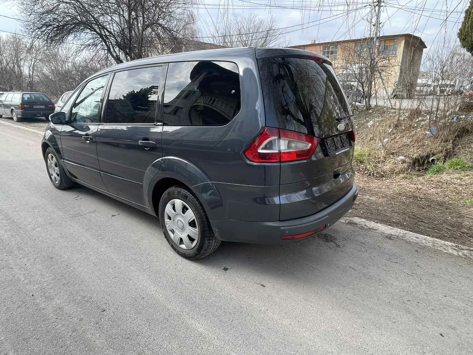 Ford Galaxy 2.0 TDCI, снимка 3 - Автомобили и джипове - 53802158