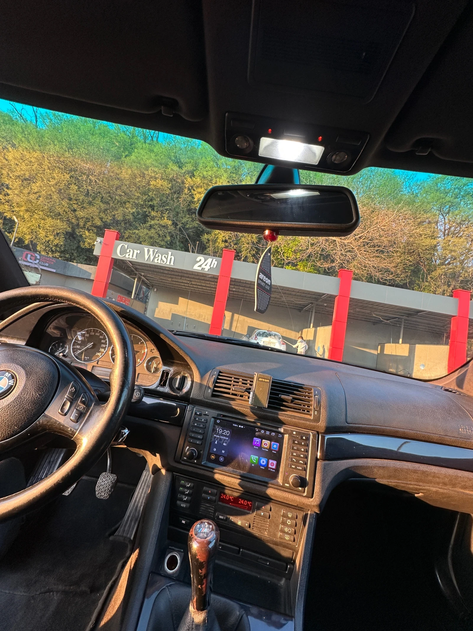 BMW 525, снимка 12 - Автомобили и джипове - 54314281