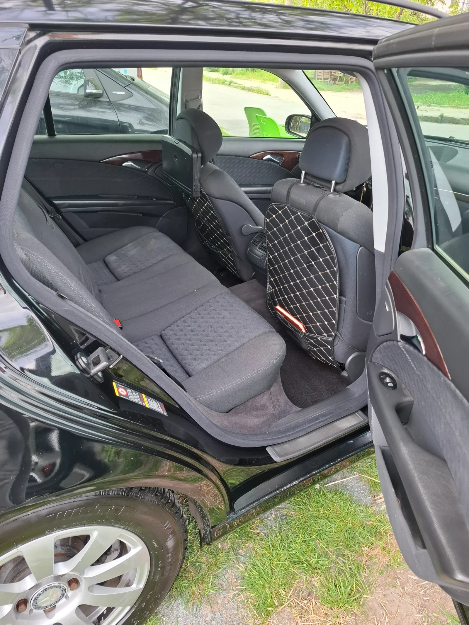 Mercedes-Benz E 280, снимка 8 - Автомобили и джипове - 54483997
