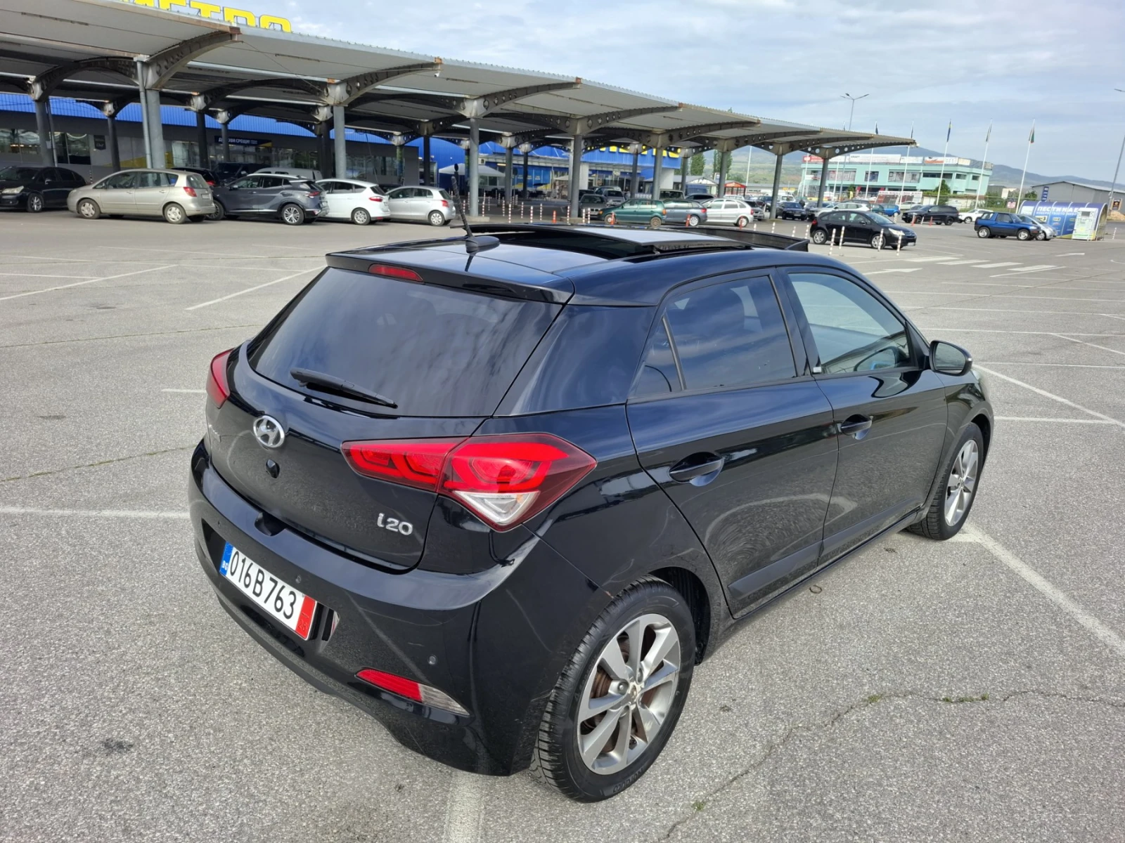 Hyundai I20 PANORAMA* CAMERA* NAVI* LED, снимка 3 - Автомобили и джипове - 54606871