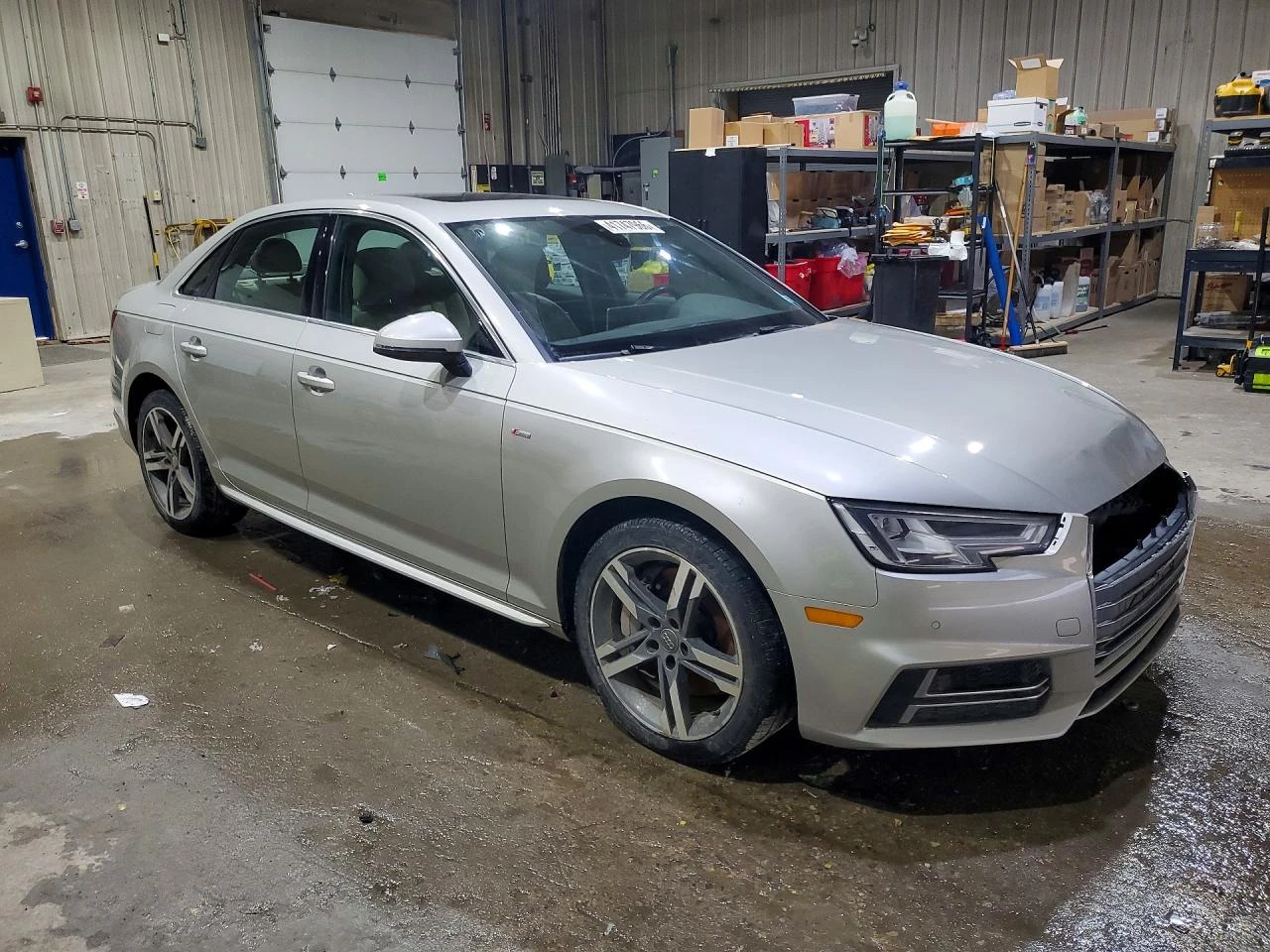 Audi A4 2.0l Premium Plus, снимка 4 - Автомобили и джипове - 54705929