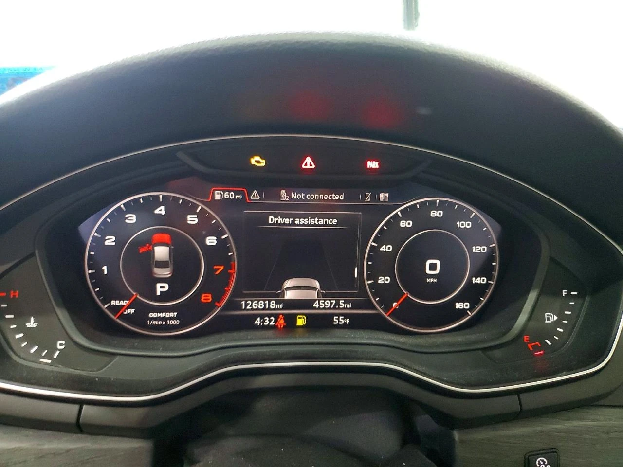 Audi A4 2.0l Premium Plus, снимка 9 - Автомобили и джипове - 54705929