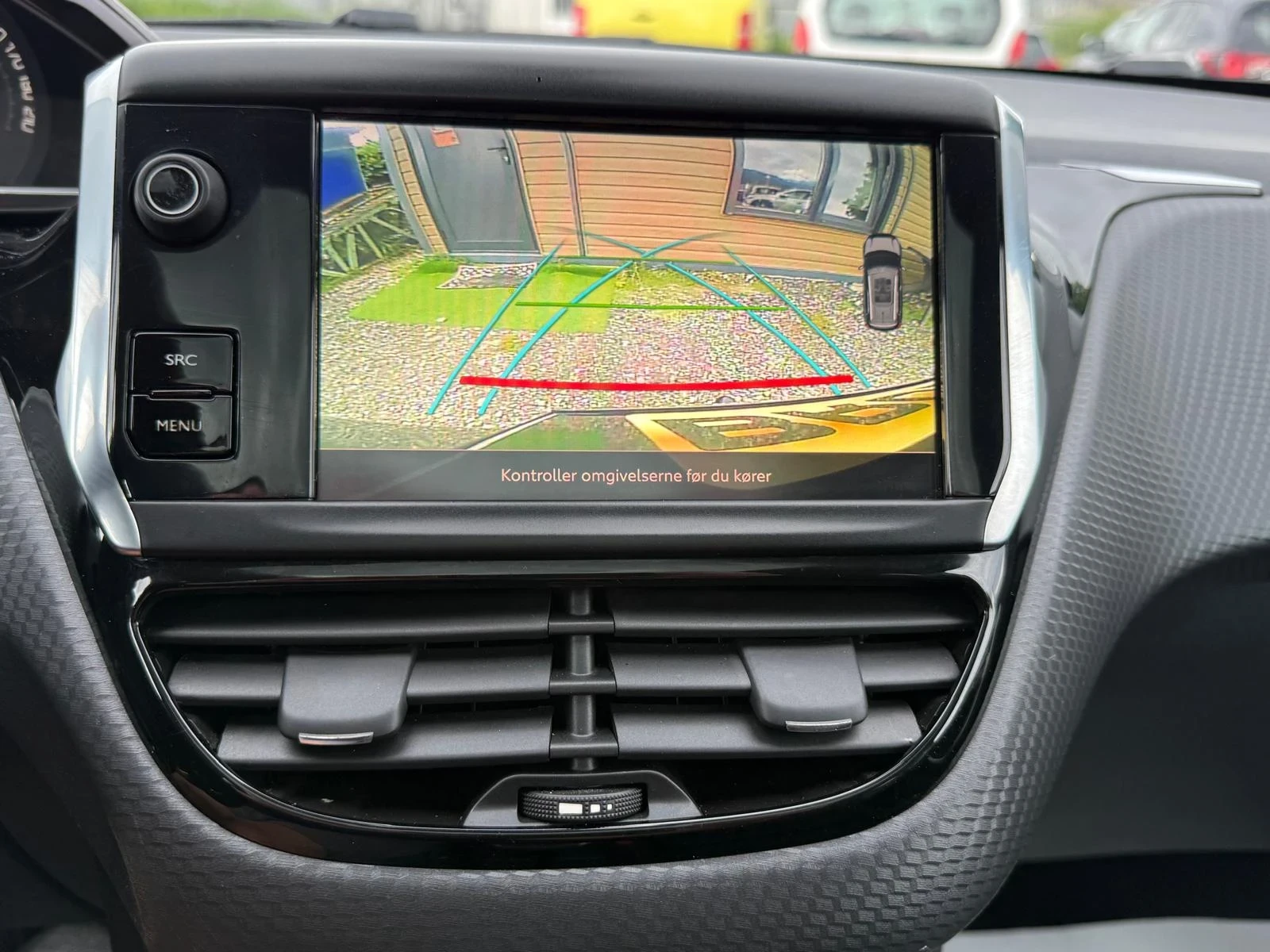 Peugeot 2008 1.5 HDI/ Allure/Panorama , снимка 14 - Автомобили и джипове - 54885499