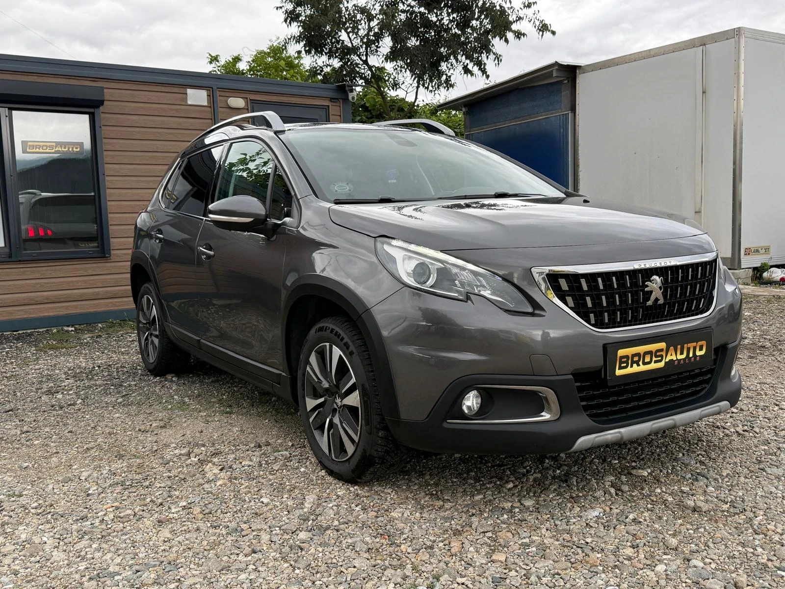 Peugeot 2008 1.5 HDI/ Allure/Panorama , снимка 2 - Автомобили и джипове - 54885499