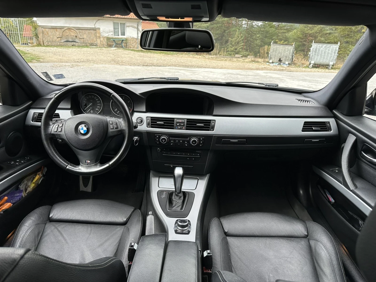 BMW 330, снимка 6 - Автомобили и джипове - 55412019