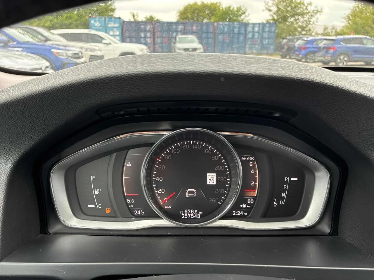 Volvo V60 Cross Country * T5 * CARFAX * БЕЗ ПЪРВОНАЧАЛНА ВНОСКА, снимка 8 - Автомобили и джипове - 55470693