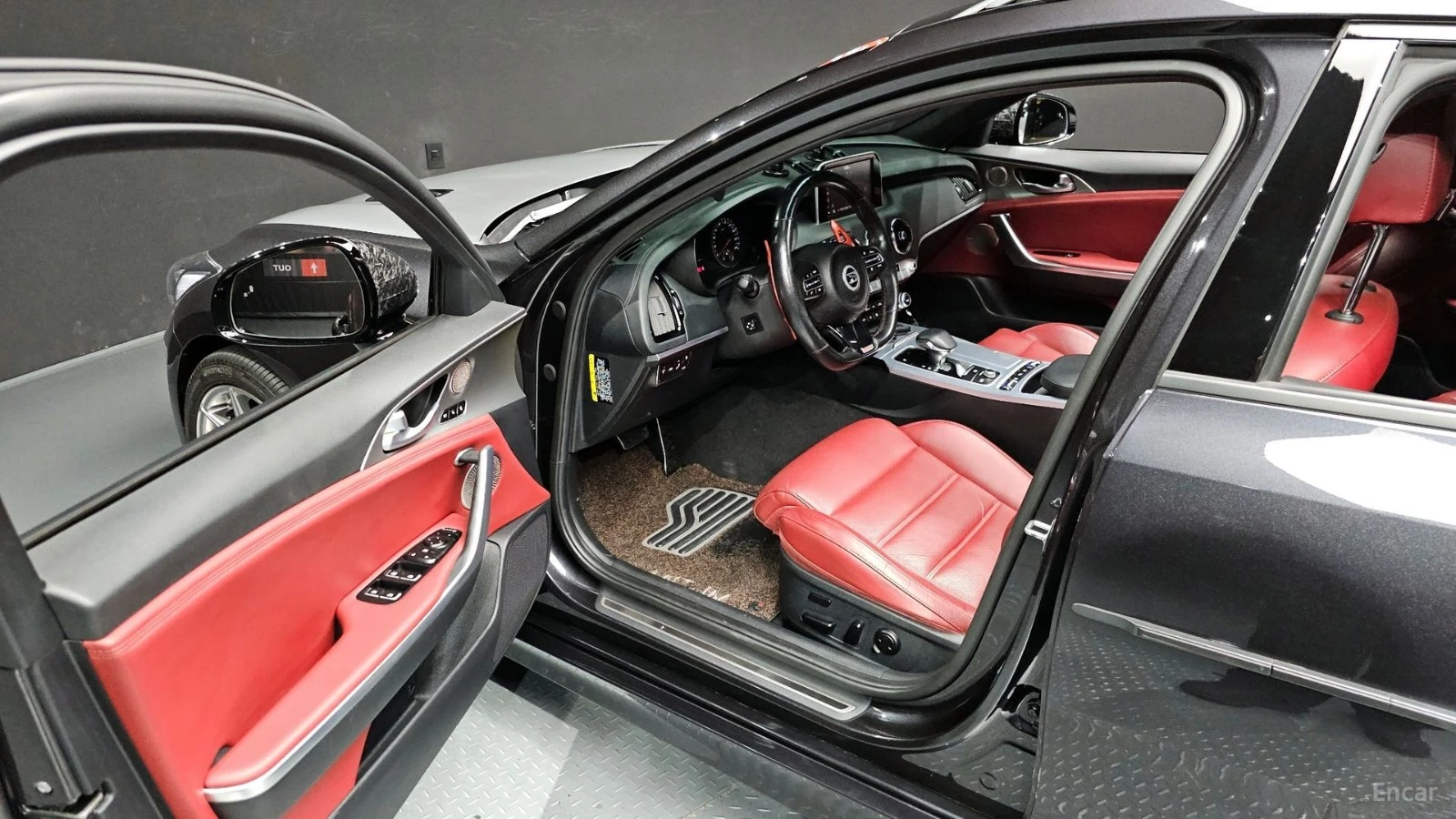 Kia Stinger 3.3Т GT * ОБДУХ* AWD* 360* HUD* PANO* АВТОКРЕДИТ, снимка 10 - Автомобили и джипове - 55616102