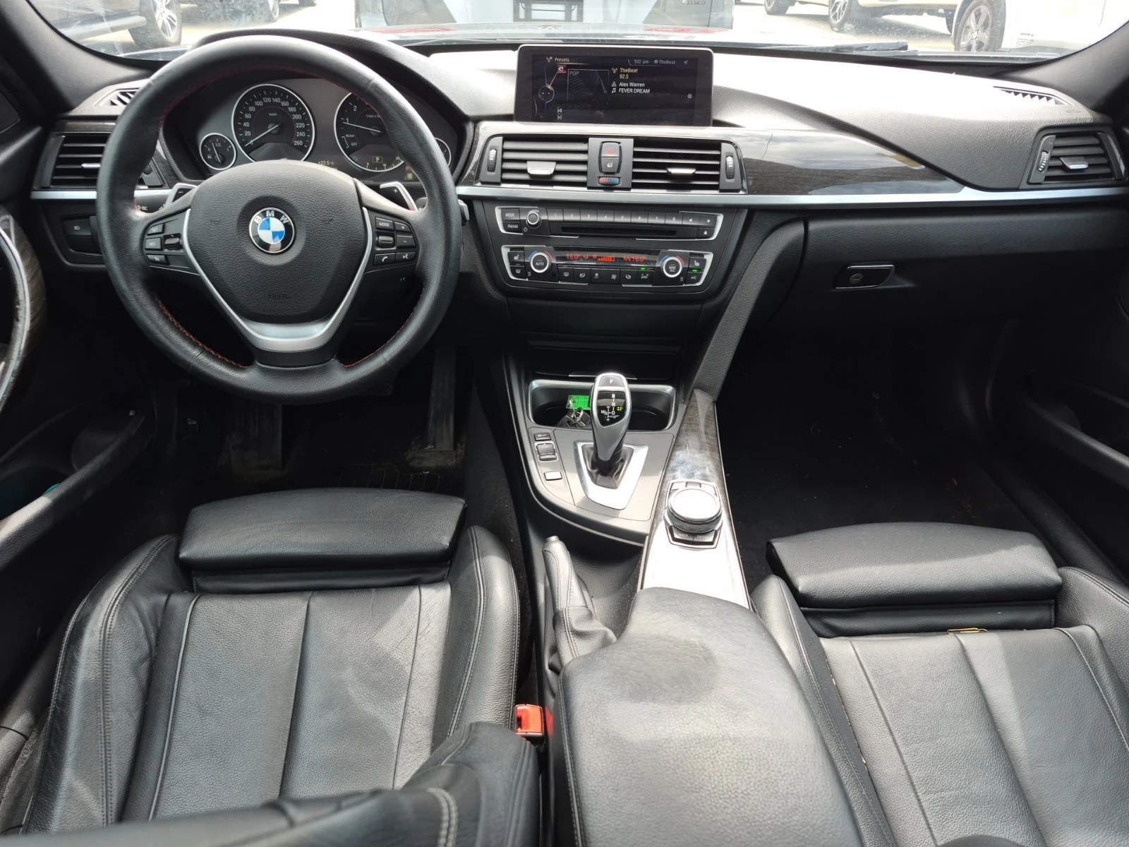 BMW 328 328I XDRIVE / ПАНОРАМА / КОЖА / 2 КЛЮЧА , снимка 10 - Автомобили и джипове - 56081197
