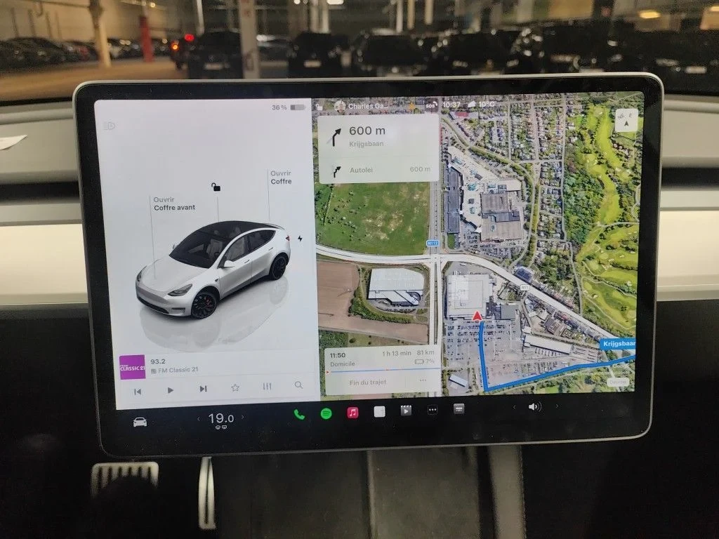 Tesla Model Y Performance Dual Motor LED Leather Navi, снимка 11 - Автомобили и джипове - 56356981