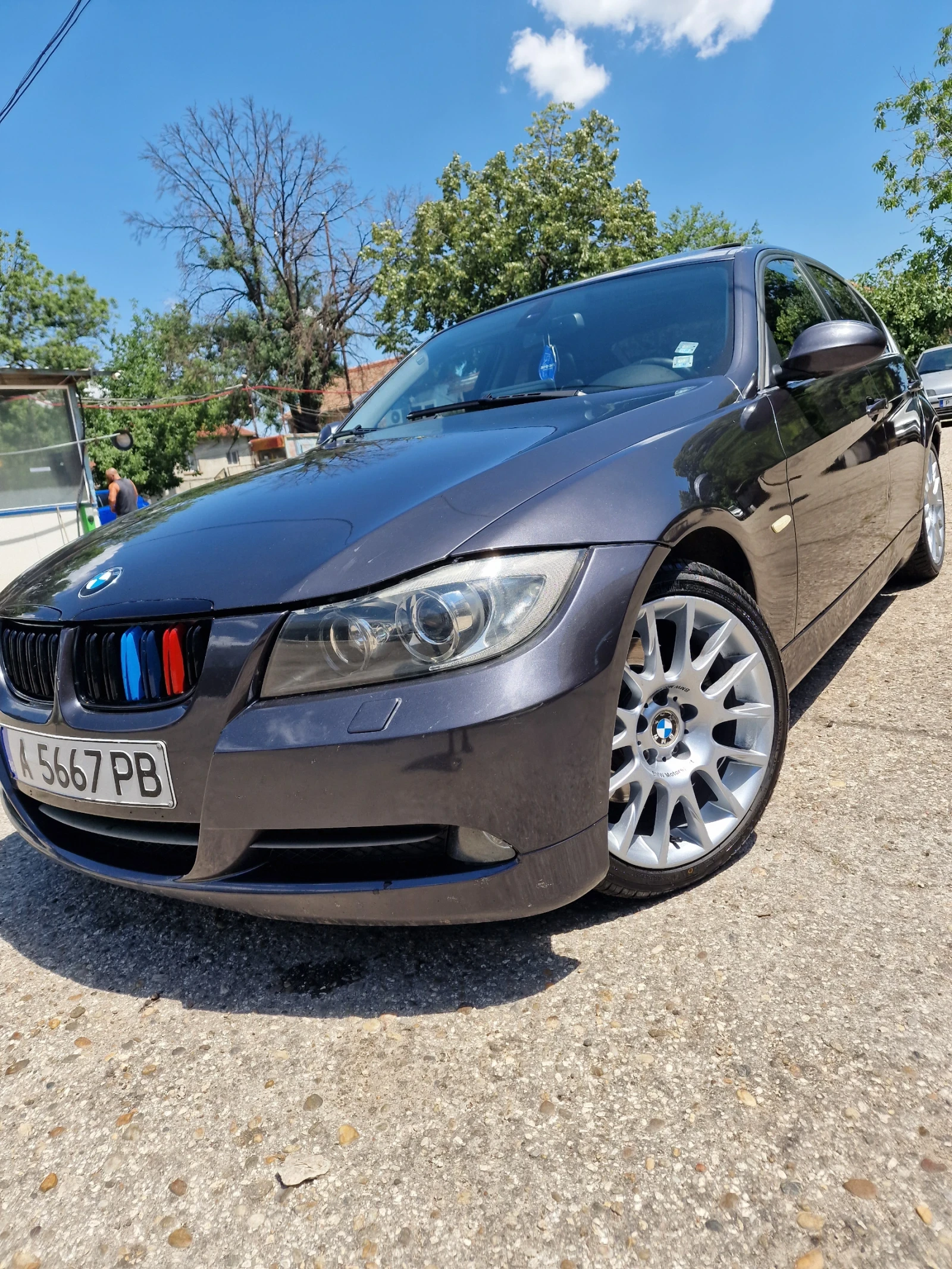 BMW 330, снимка 2 - Автомобили и джипове - 56403400