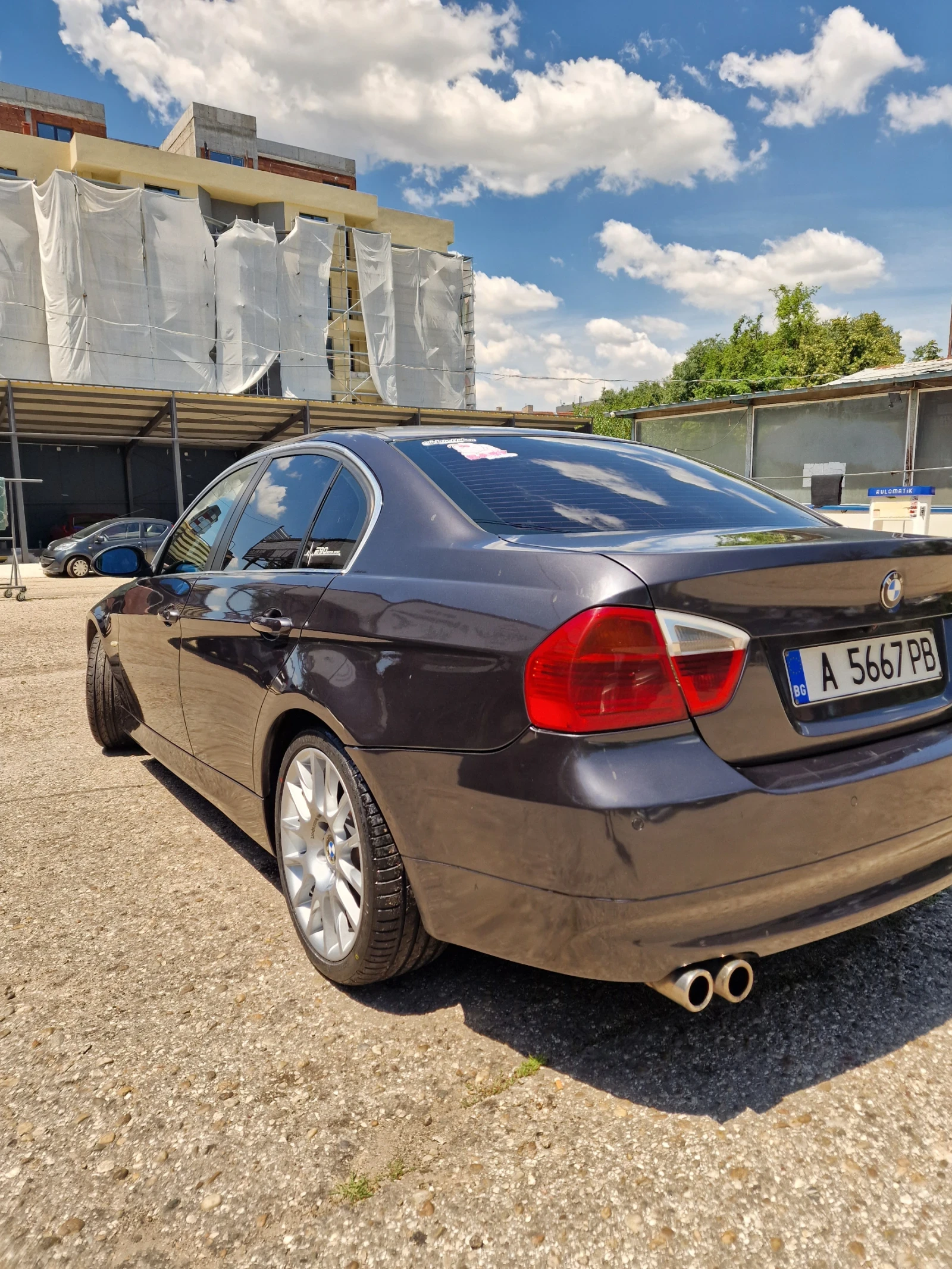 BMW 330, снимка 6 - Автомобили и джипове - 56403400