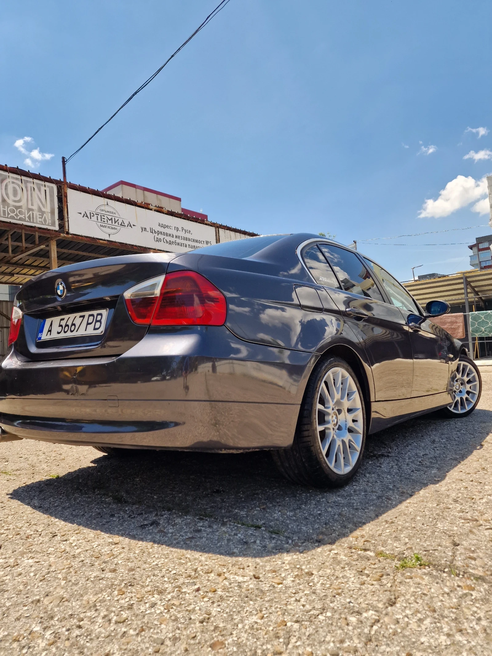 BMW 330, снимка 4 - Автомобили и джипове - 56403400