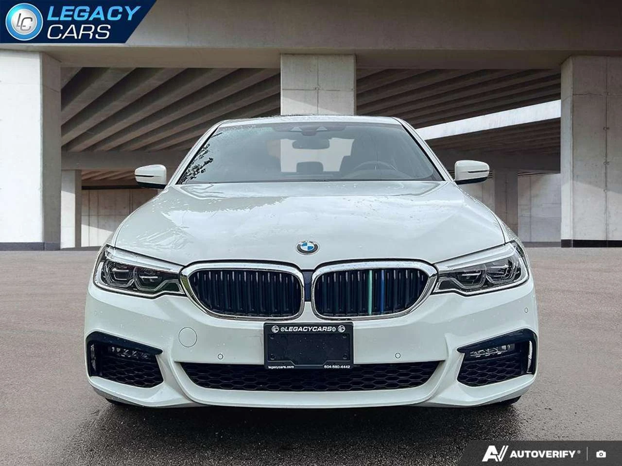 BMW 530 530I XDRIVE | NO ACCIDENTS | PANO ROOF | Mobile.bg � ����������� 2