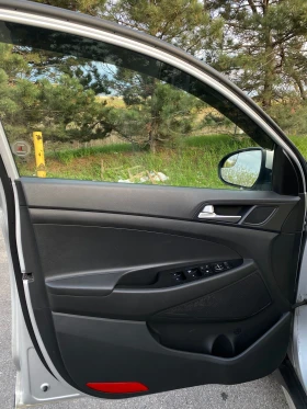 Hyundai Tucson AWD SE* ПОДГРЕВ* КАМЕРА* KEYLESS* 66k km, снимка 17